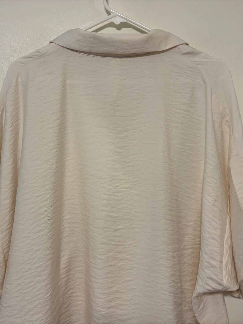 Anthropologie Women's S/S Oversized High-Low V-Neck Shirt Top Blouse M Cream NWT - Picture 6 of 10